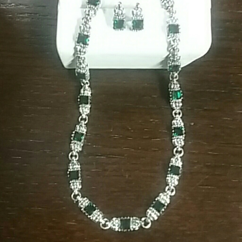 Necklace & earrings